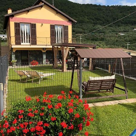 Casa Ginni Con Piscina E Giardino Caravonica Exteriör bild