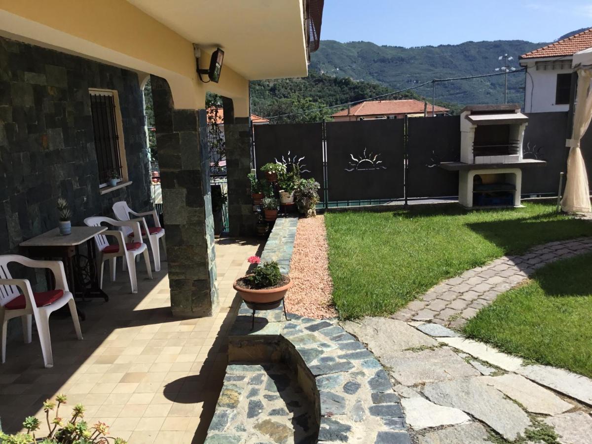 Casa Ginni Con Piscina E Giardino Caravonica Exteriör bild