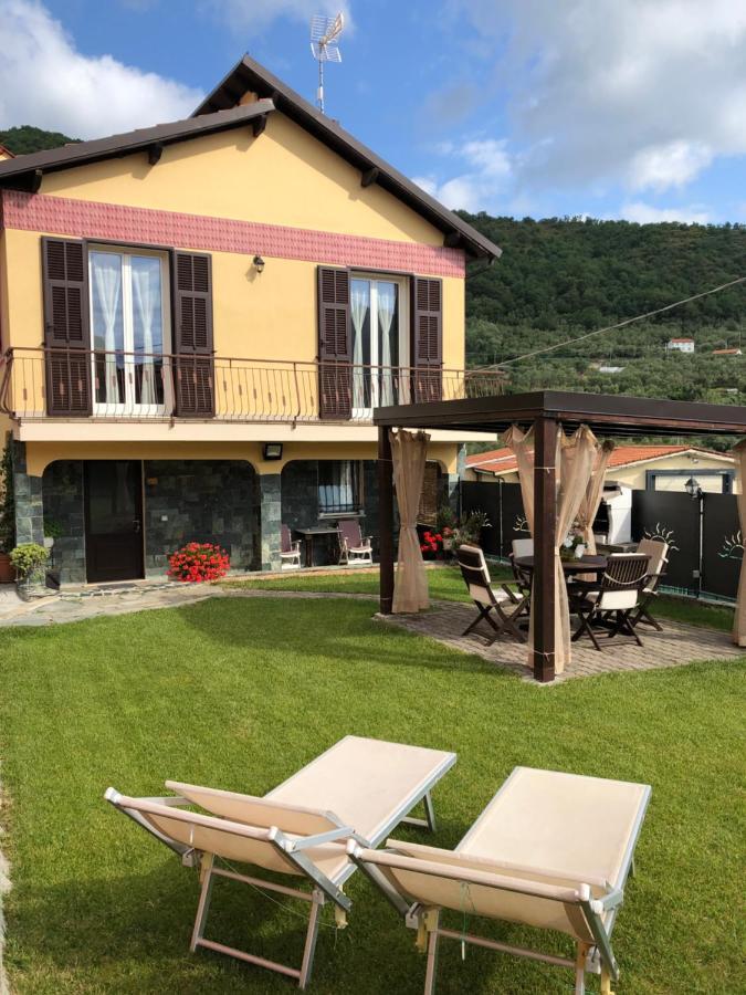 Casa Ginni Con Piscina E Giardino Caravonica Exteriör bild