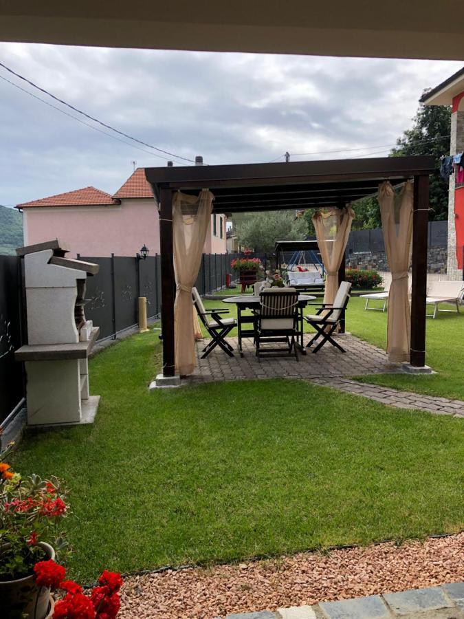 Casa Ginni Con Piscina E Giardino Caravonica Exteriör bild