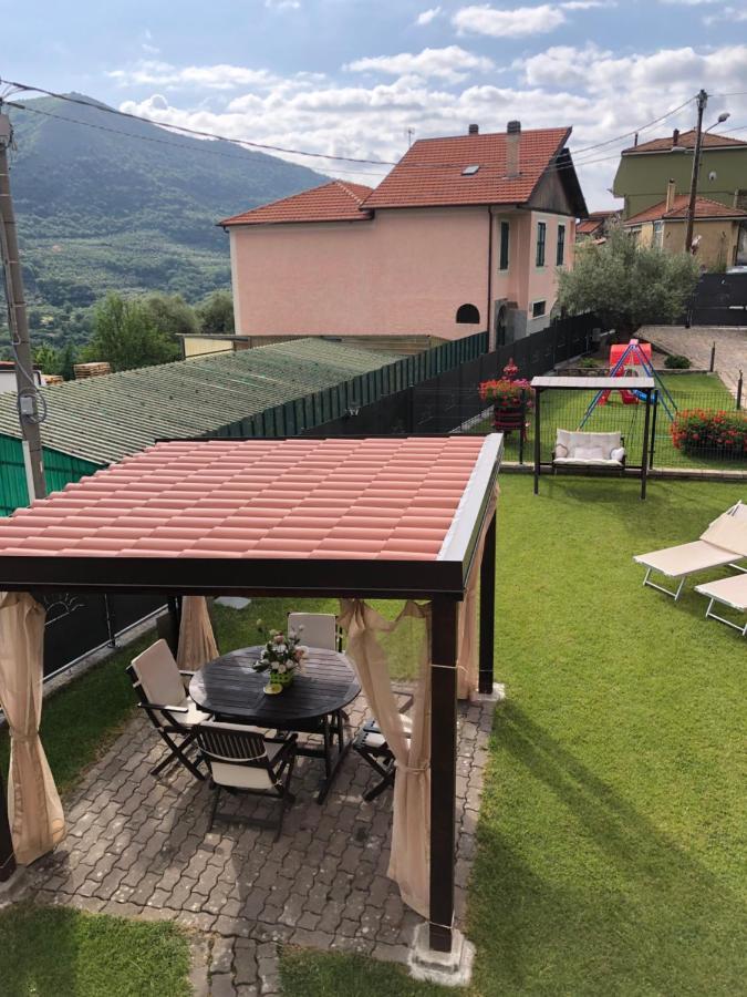 Casa Ginni Con Piscina E Giardino Caravonica Exteriör bild